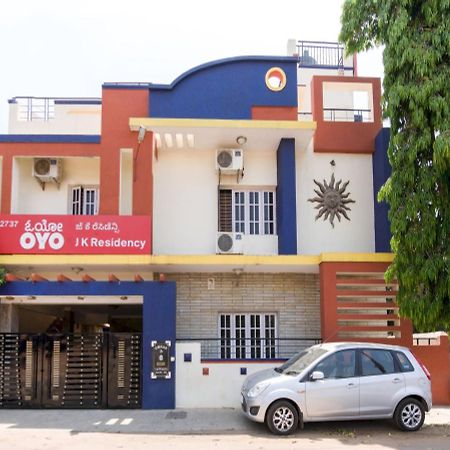 Hotel Super Oyo Jk Residency Kammasandra Esterno foto