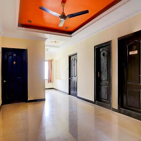 Hotel O Varun Residency Kammasandra Esterno foto