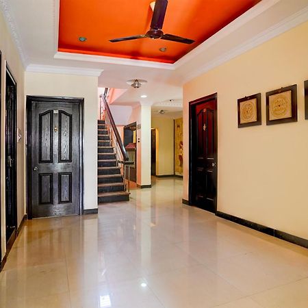 Hotel O Varun Residency Kammasandra Esterno foto