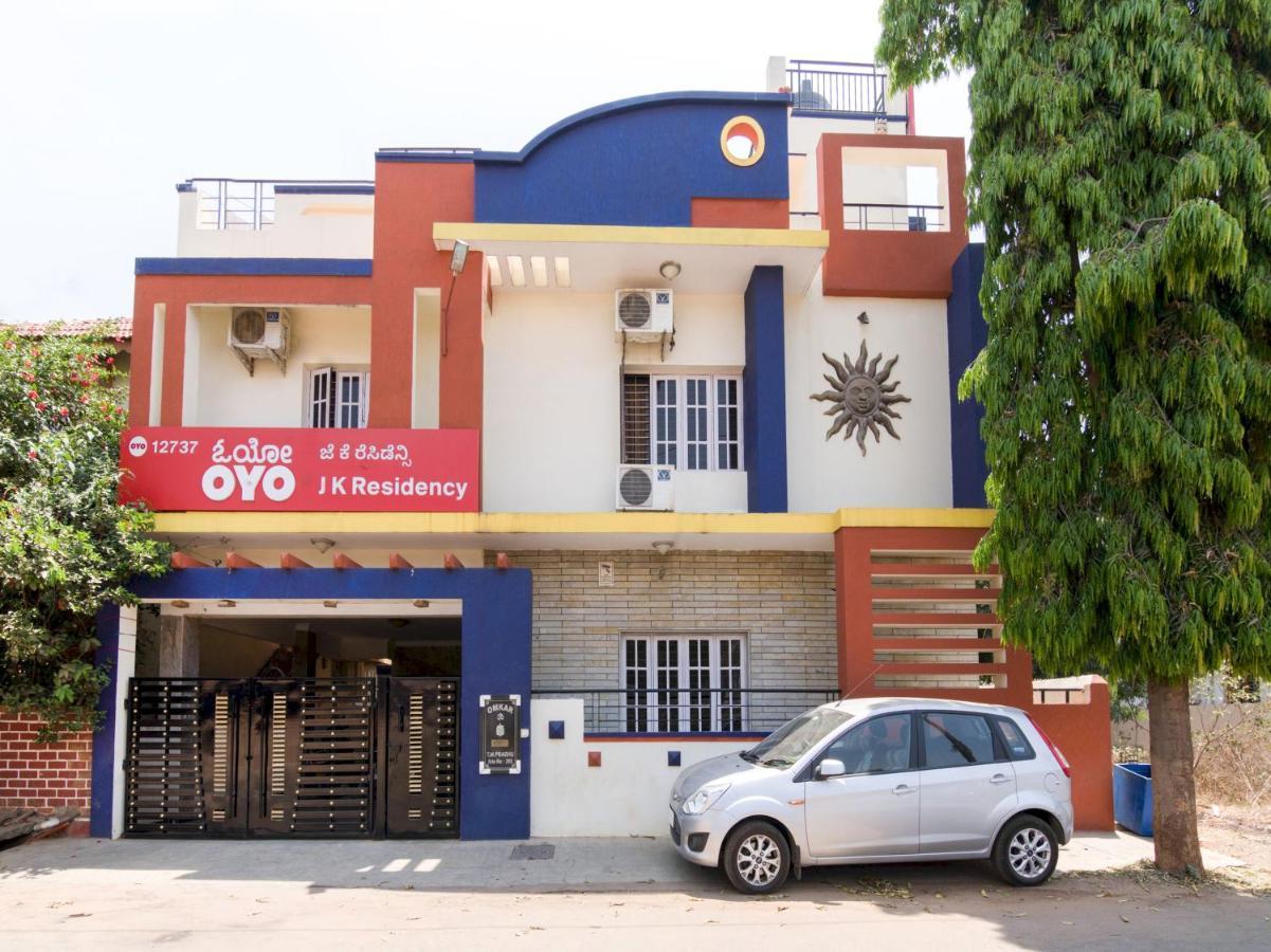 Hotel Super Oyo Jk Residency Kammasandra Esterno foto