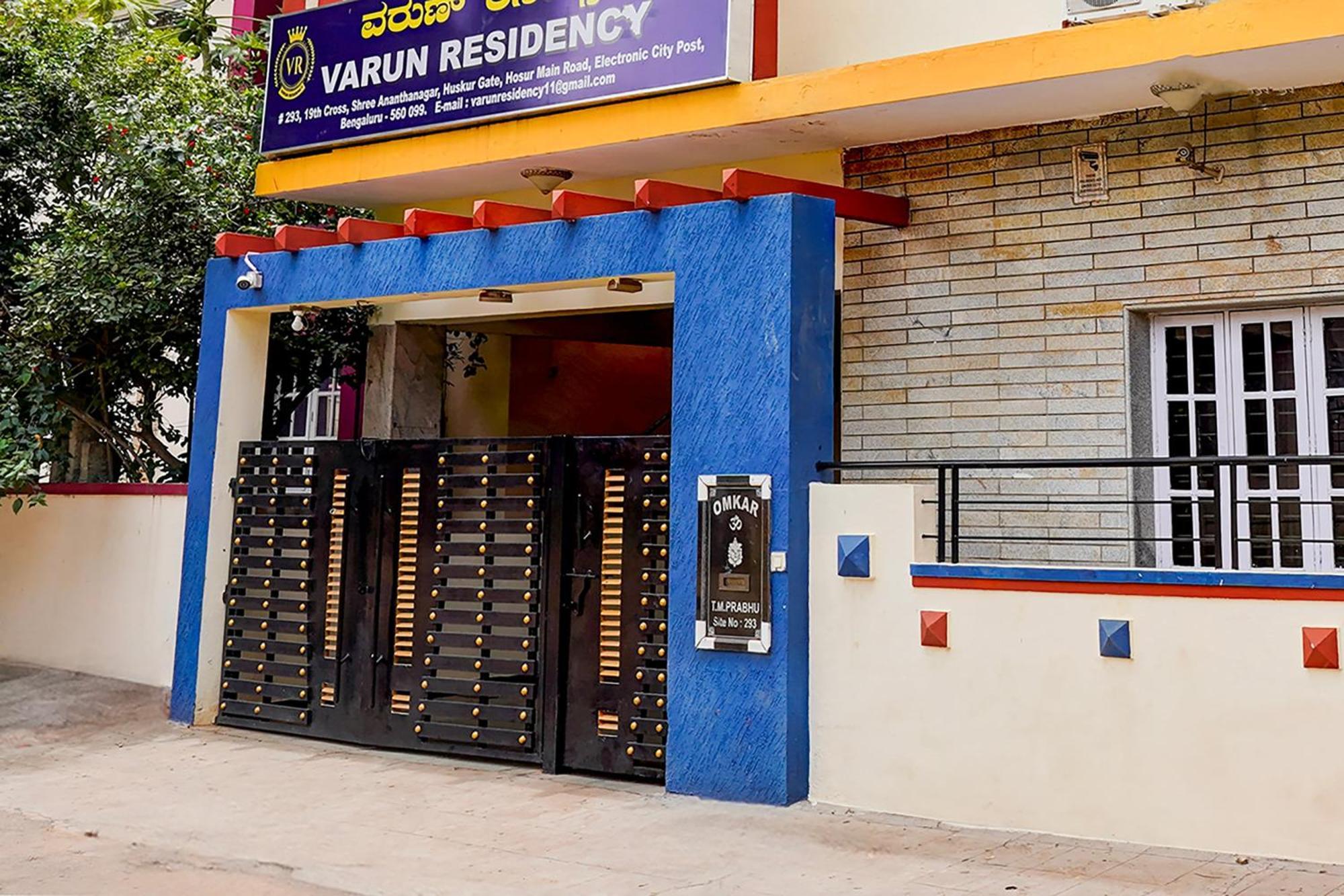 Hotel O Varun Residency Kammasandra Esterno foto