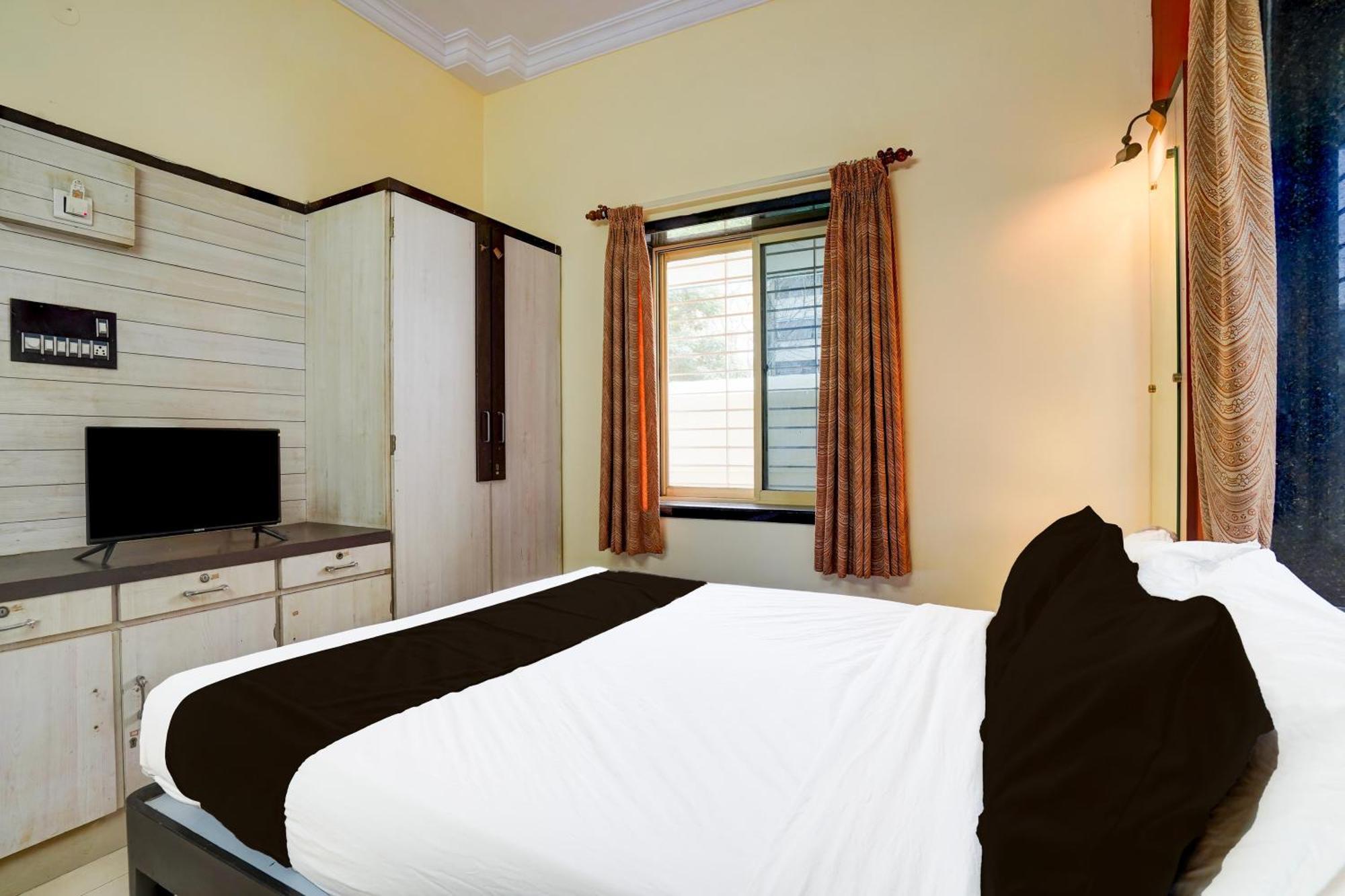 Hotel O Varun Residency Kammasandra Esterno foto